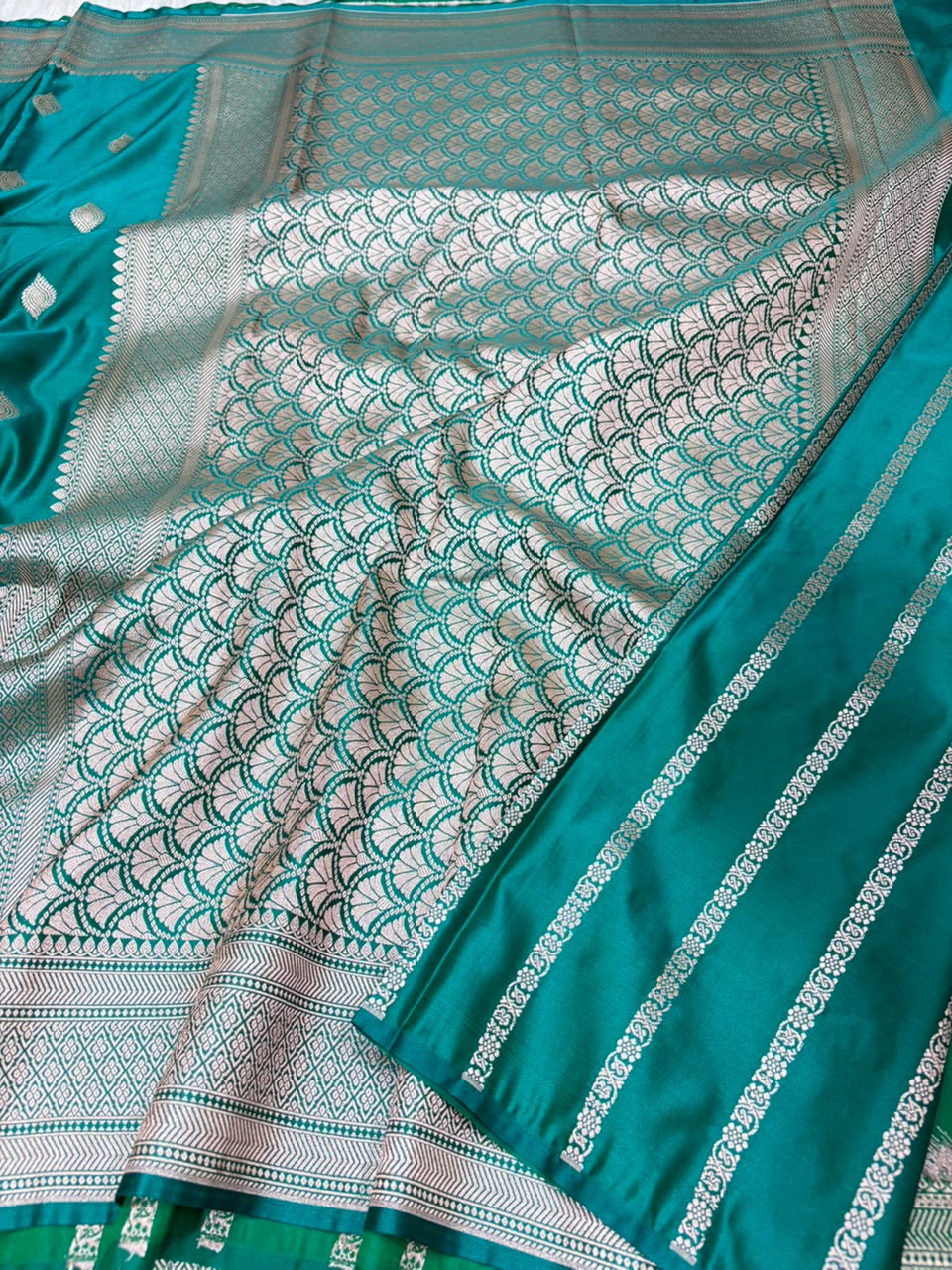 Premium Banarasi Mashru Katan Silk Saree Allover Zari Minakari Weave