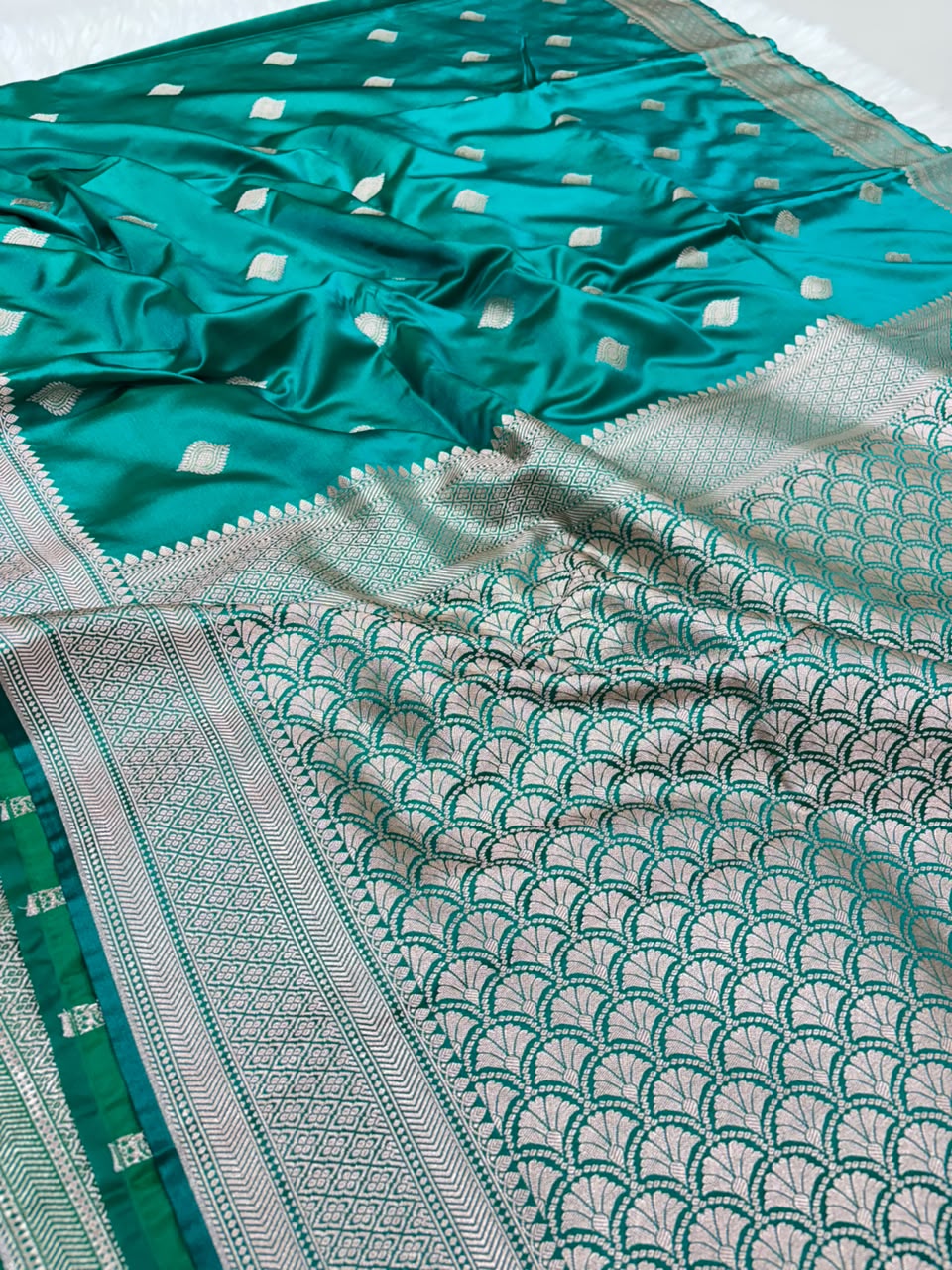 Premium Banarasi Mashru Katan Silk Saree Allover Zari Minakari Weave