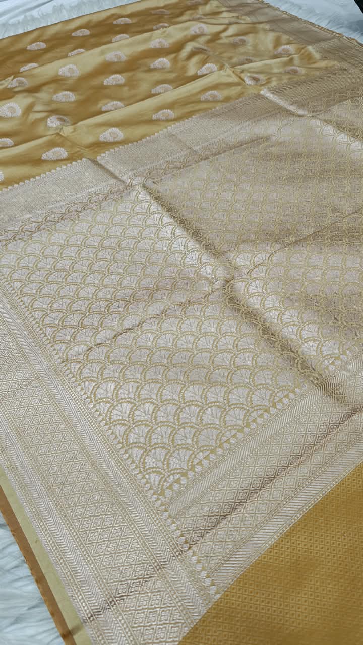 Premium Banarasi Mashru Katan Silk Saree Allover Zari Minakari Weave