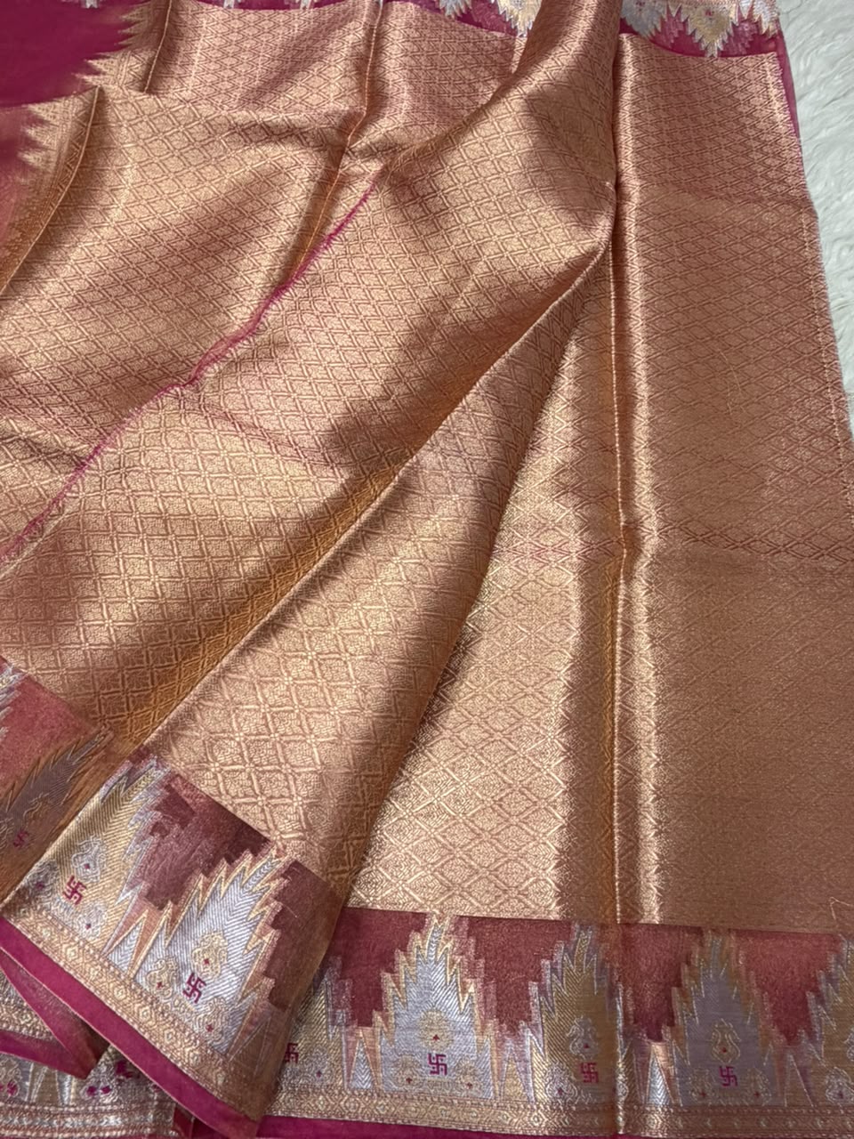 Premium Banarasi Pure Tissue Silk Saree Allover Border and Pallu Resmi Zari Weave