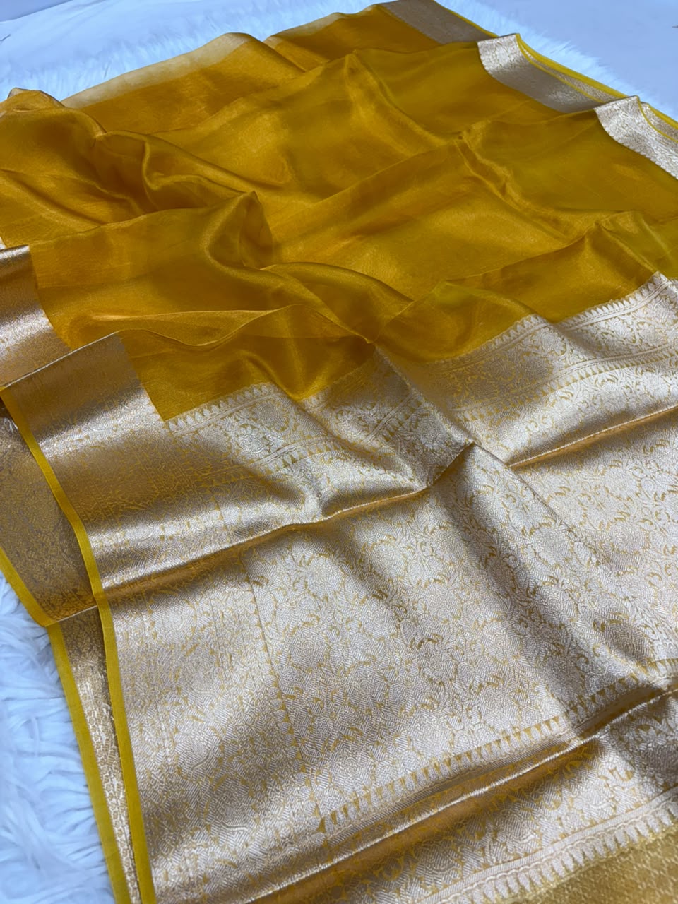 Premium Banarasi Pure Tissue Silk Saree Allover Border and Pallu Resmi Zari Weave