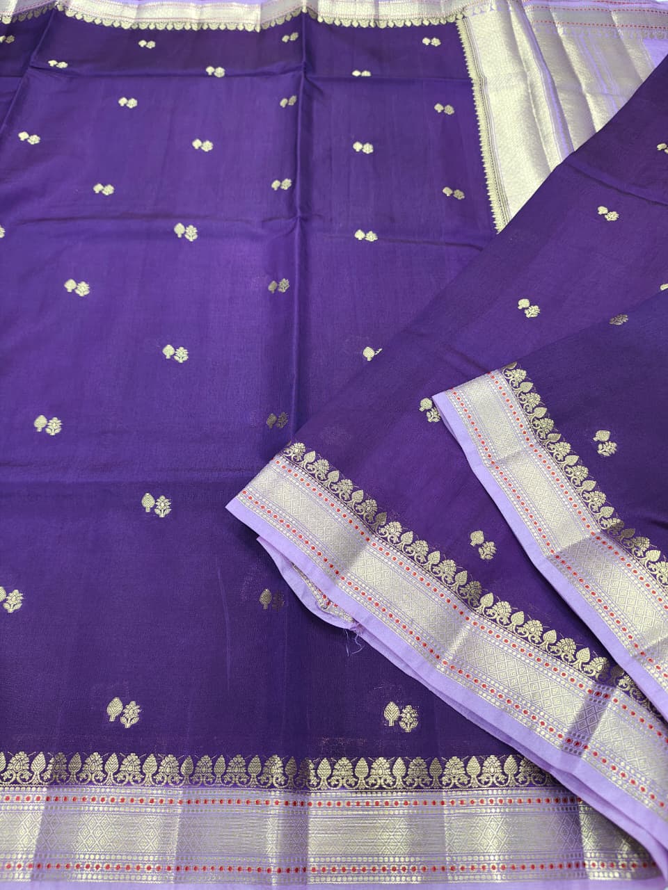 Elegant Viscose Silk Saree with Banarasi Weave
