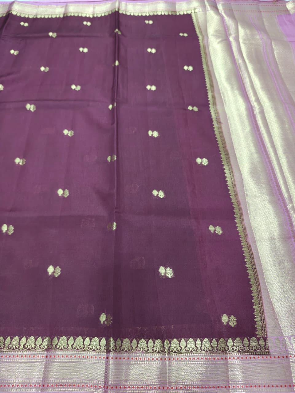 Elegant Viscose Silk Saree with Banarasi Weave