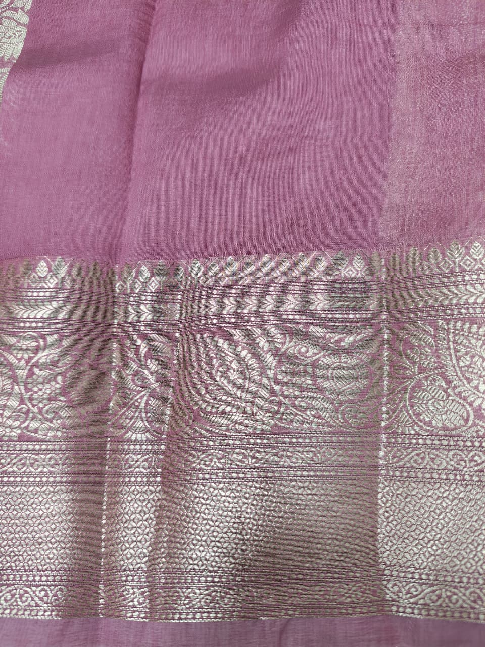 Elegant Viscose Silk Saree with Banarasi Weave