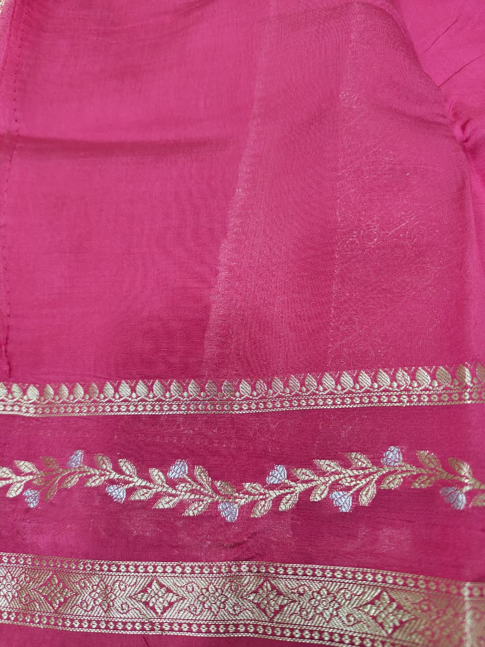 Elegant Viscose Silk Saree with Banarasi Weave