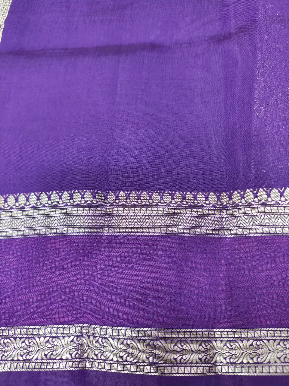 Elegant Viscose Silk Saree with Banarasi Weave