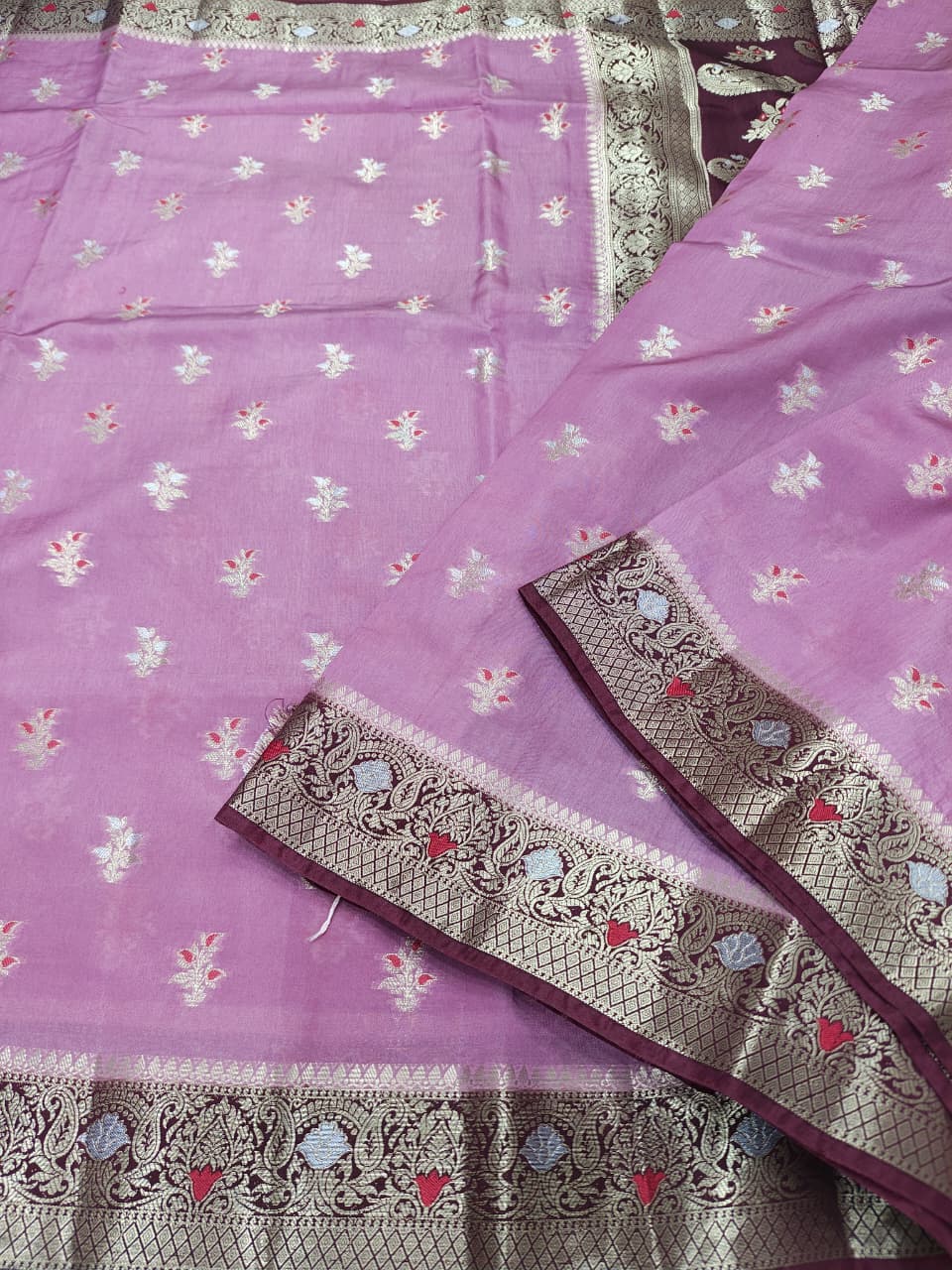 Elegant Viscose Silk Saree with Banarasi Weave