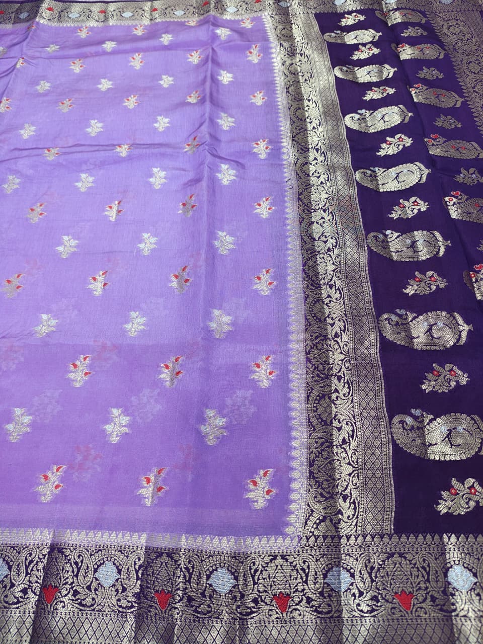 Elegant Viscose Silk Saree with Banarasi Weave