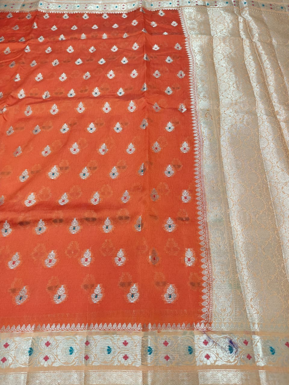 Elegant Viscose Silk Saree with Banarasi Weave