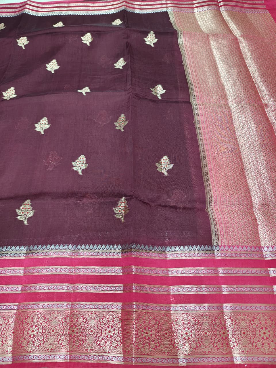 Elegant Viscose Silk Saree with Banarasi Weave