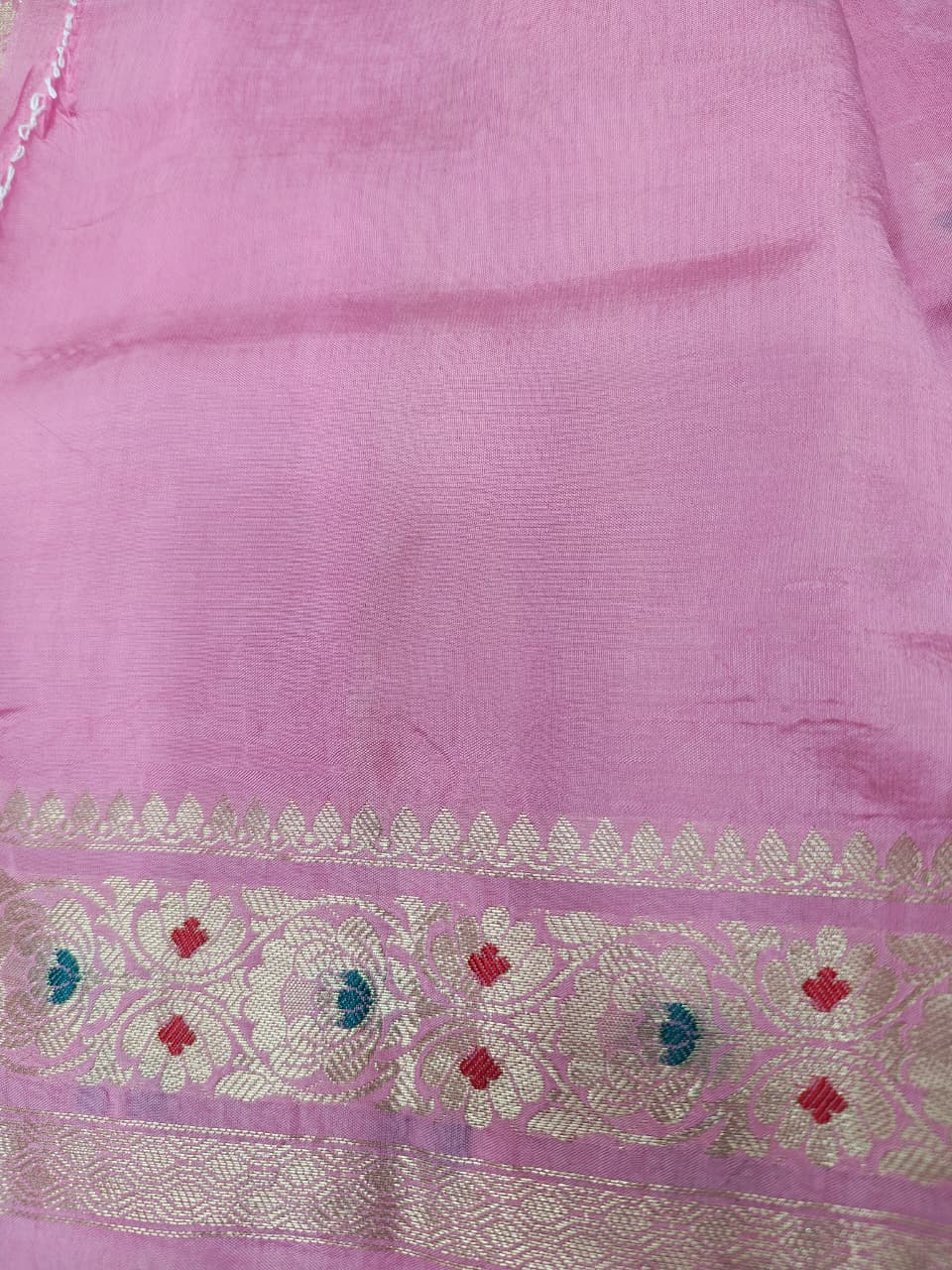 Elegant Viscose Silk Saree with Banarasi Weave