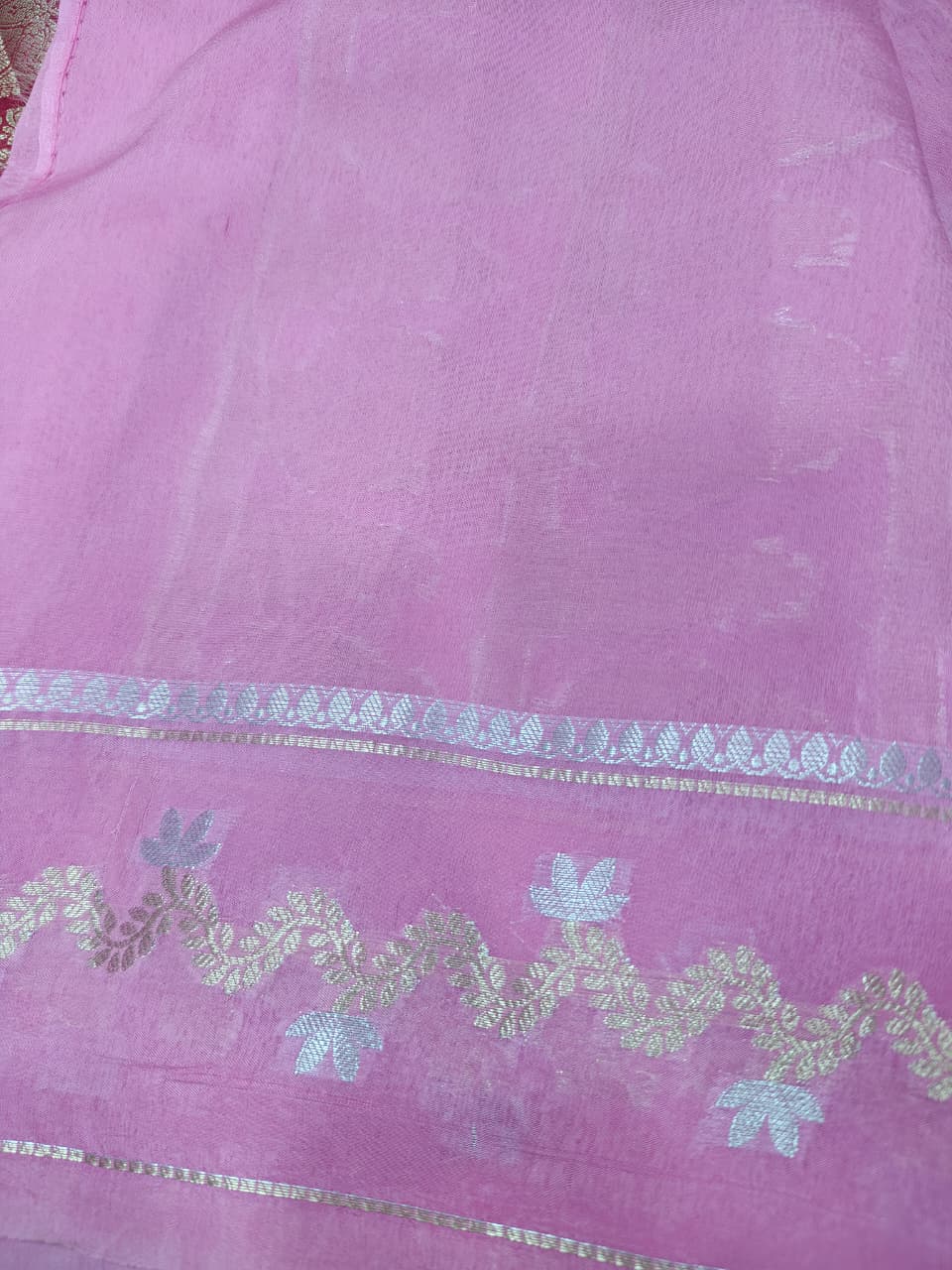 Elegant Viscose Silk Saree with Banarasi Weave