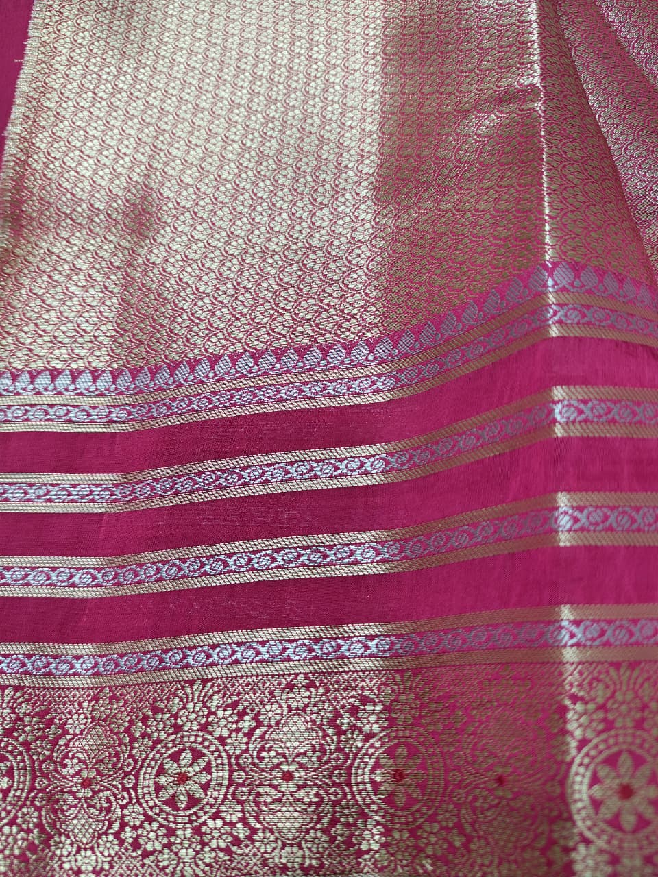 Elegant Viscose Silk Saree with Banarasi Weave