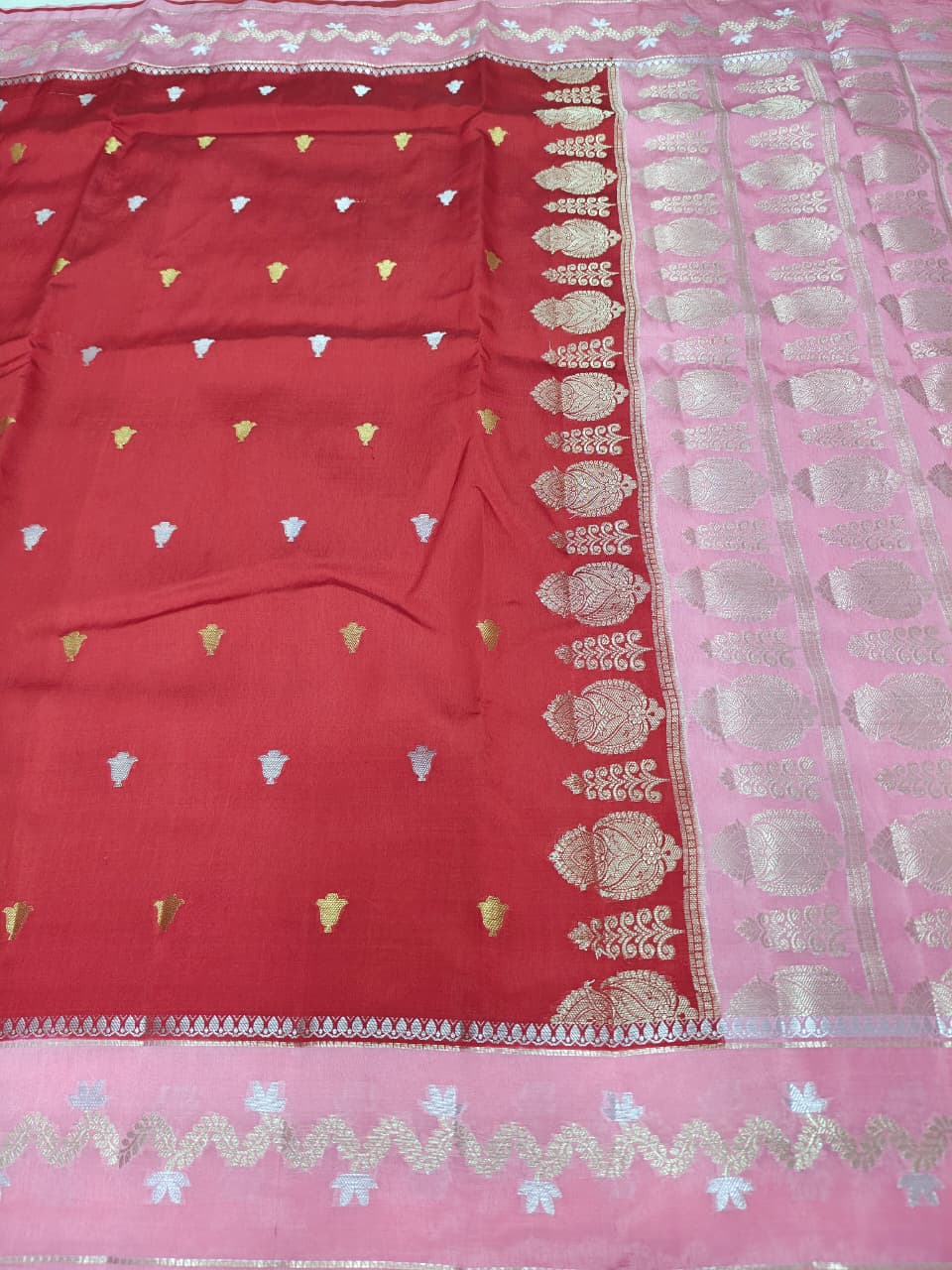 Elegant Viscose Silk Saree with Banarasi Weave