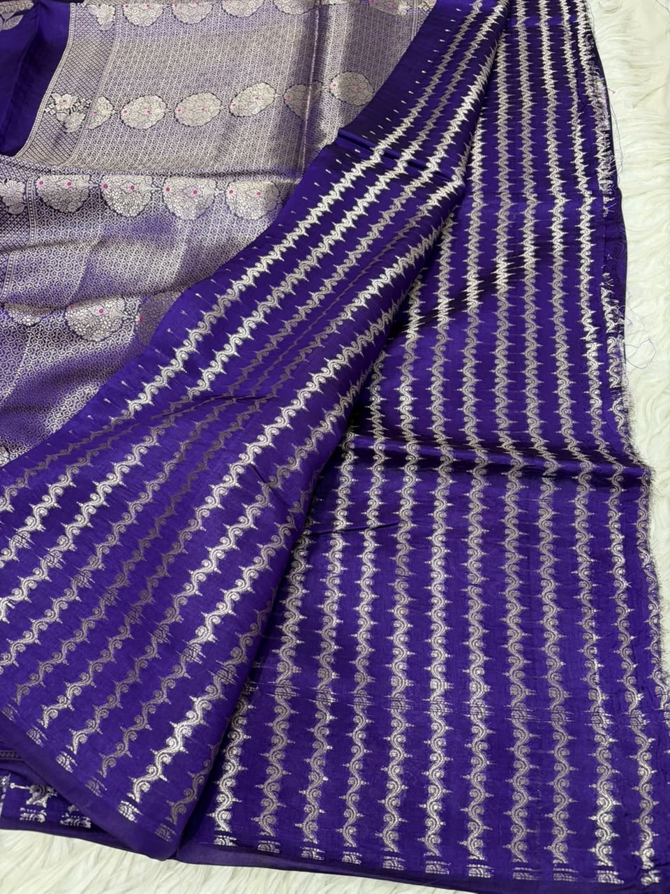 Premium Viscose Silk Allover Zari Weave Buta Pattern Design Saree