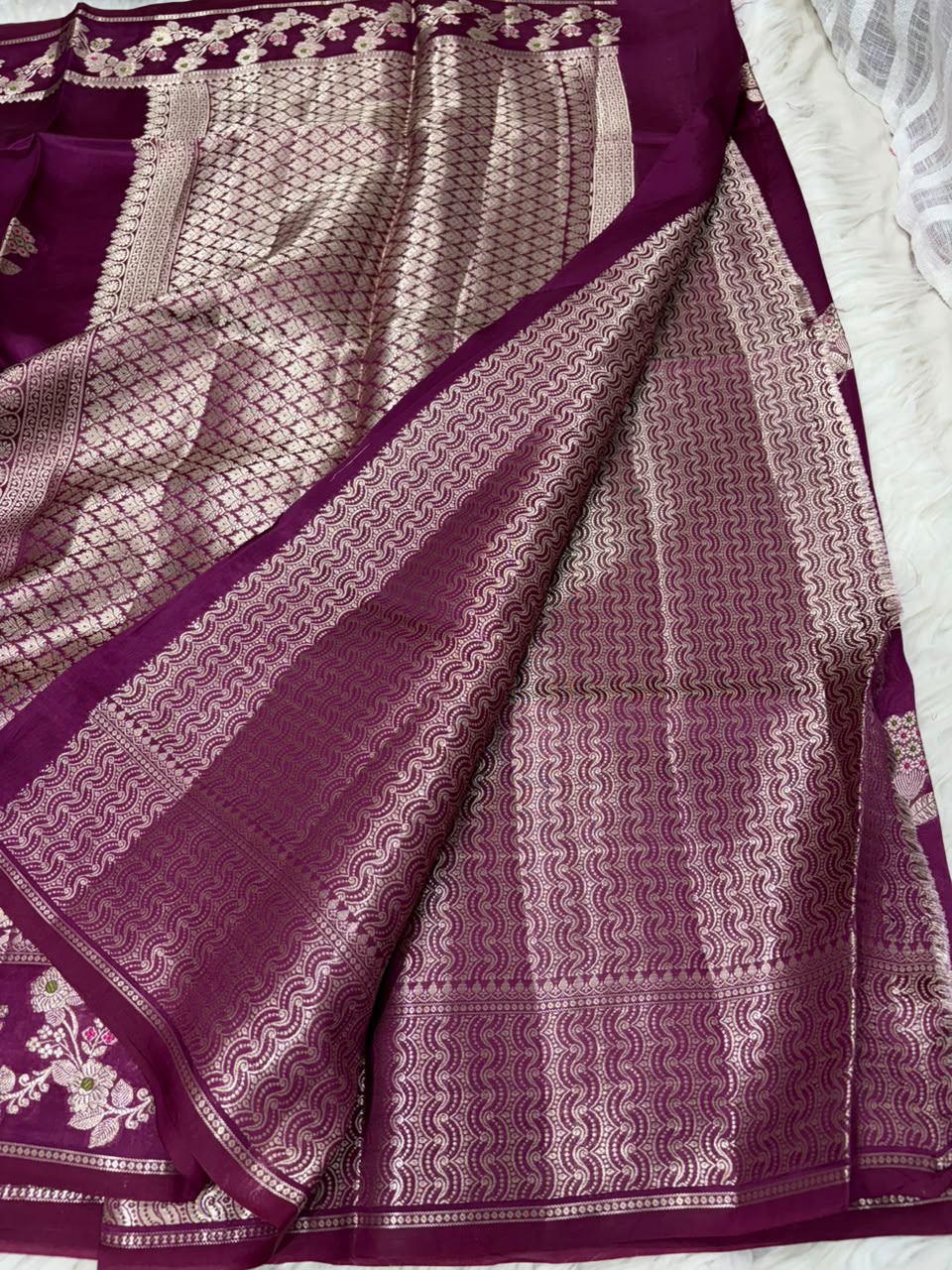 Premium Viscose Silk Allover Zari Weave Buta Pattern Design Saree