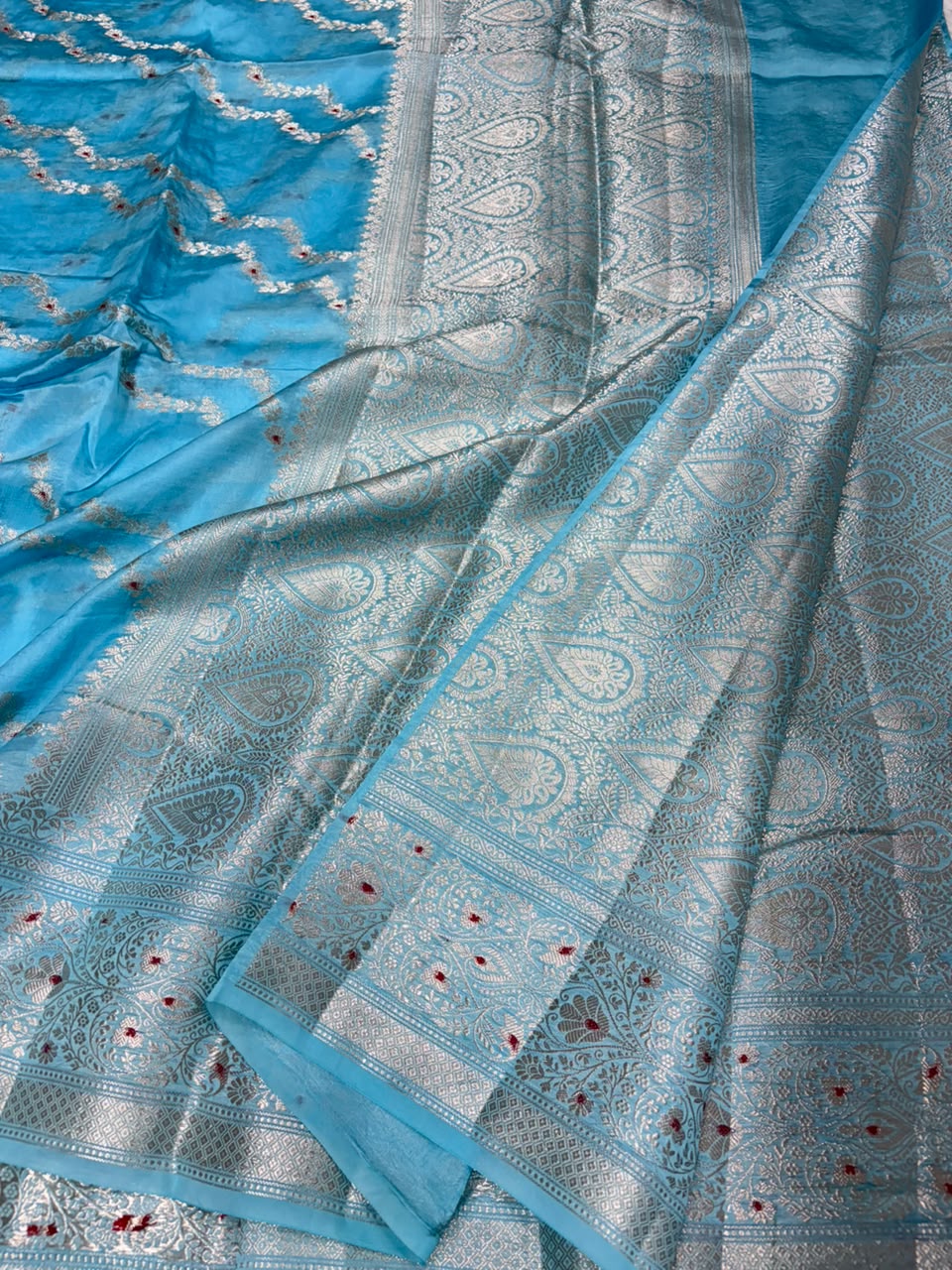 Premium Viscose Silk Allover Zari Weave Jaal Pattern Design Saree