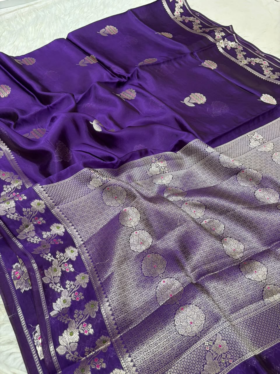 Premium Viscose Silk Allover Zari Weave Buta Pattern Design Saree