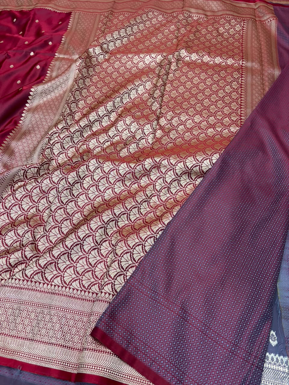Mashru Katan Chundri Buti Banarasi Border Saree