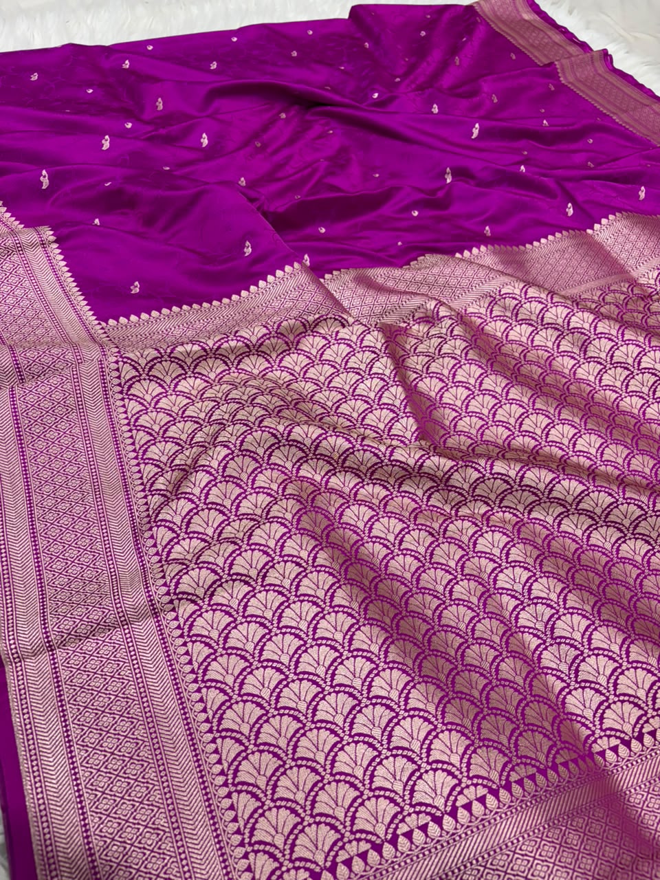 Premium Banarasi Mashru Katan Silk Saree Allover Zari Minakari Weave